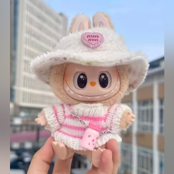 Hat, Sweater & Bottle Water Set For Labubu Or Any Other 15-17cm Doll- NIP - Picture 3 of 3